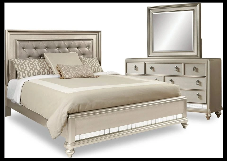 Diva 5-Piece Queen Bedroom Set - Like New