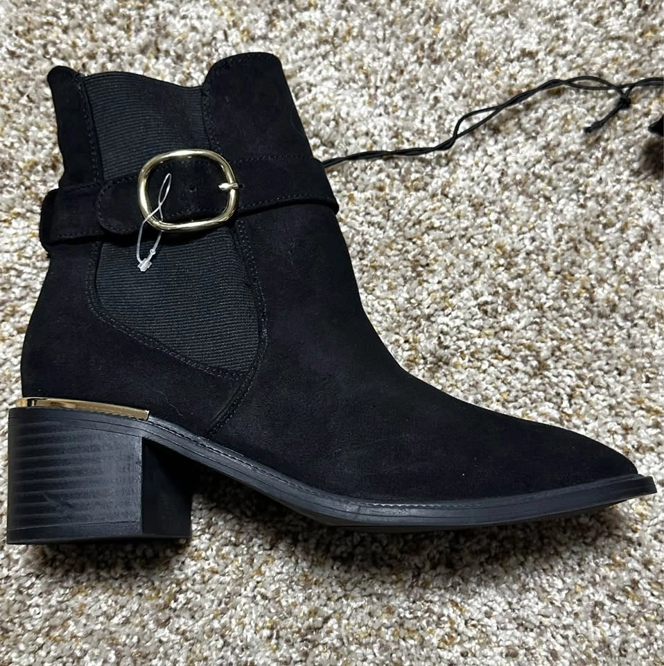 NEW Liz Claiborne Boots Size 6 - photo 3