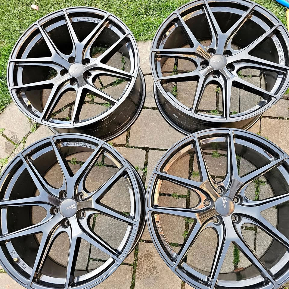 19 inch Black FC04 Fast flow form alloy rims 5x112