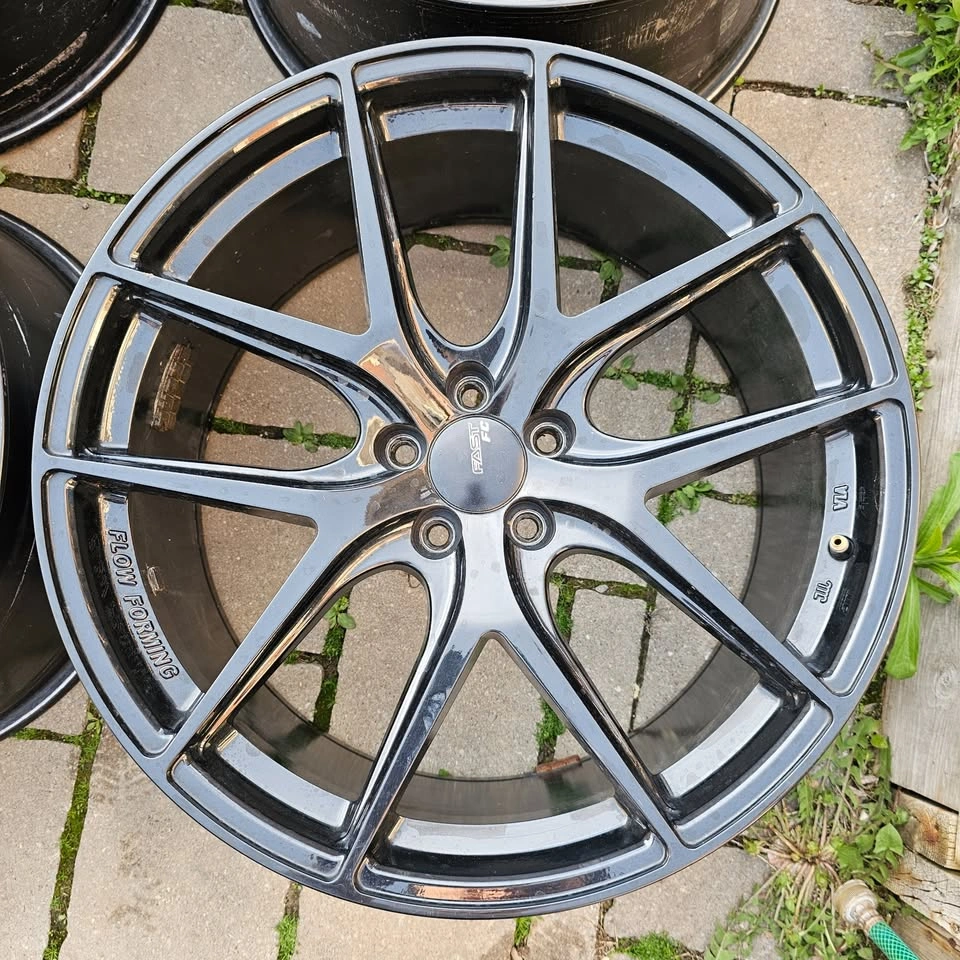 19 inch Black FC04 Fast flow form alloy rims 5x112 - photo 3