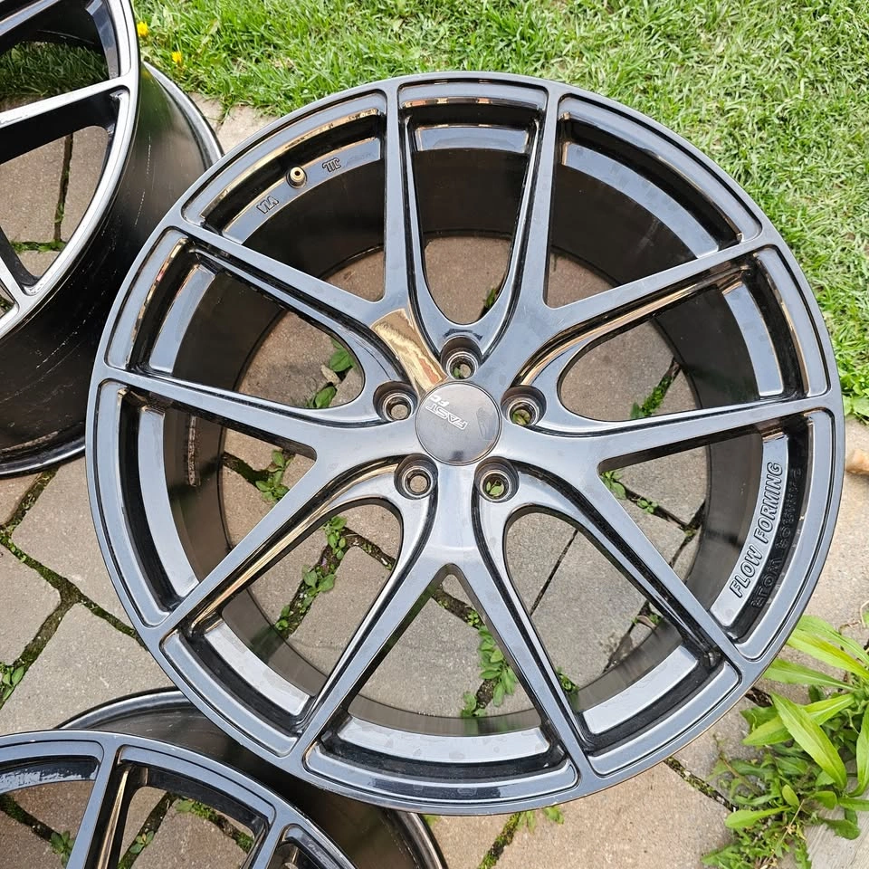 19 inch Black FC04 Fast flow form alloy rims 5x112 - photo 5