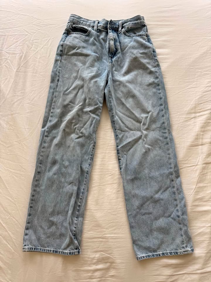 Uniqlo light blue jeans