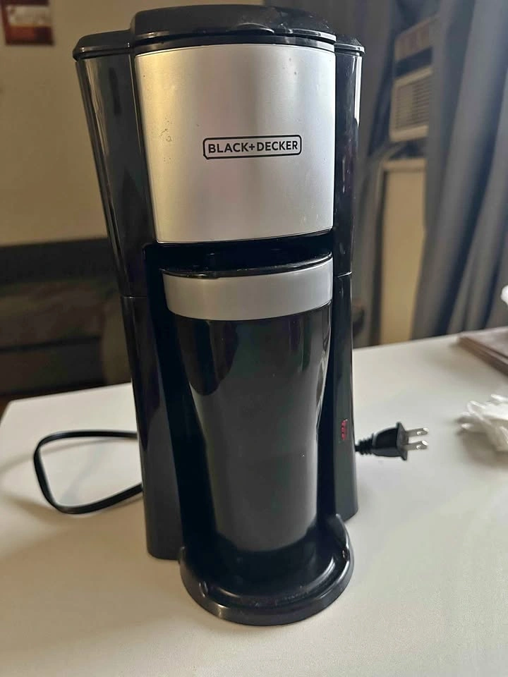 BLACK+DECKER Coffee Maker with Travel Mug ☕
