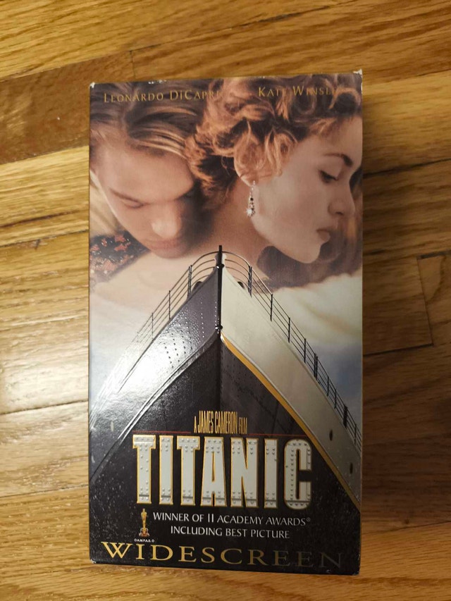 Titanic VHS