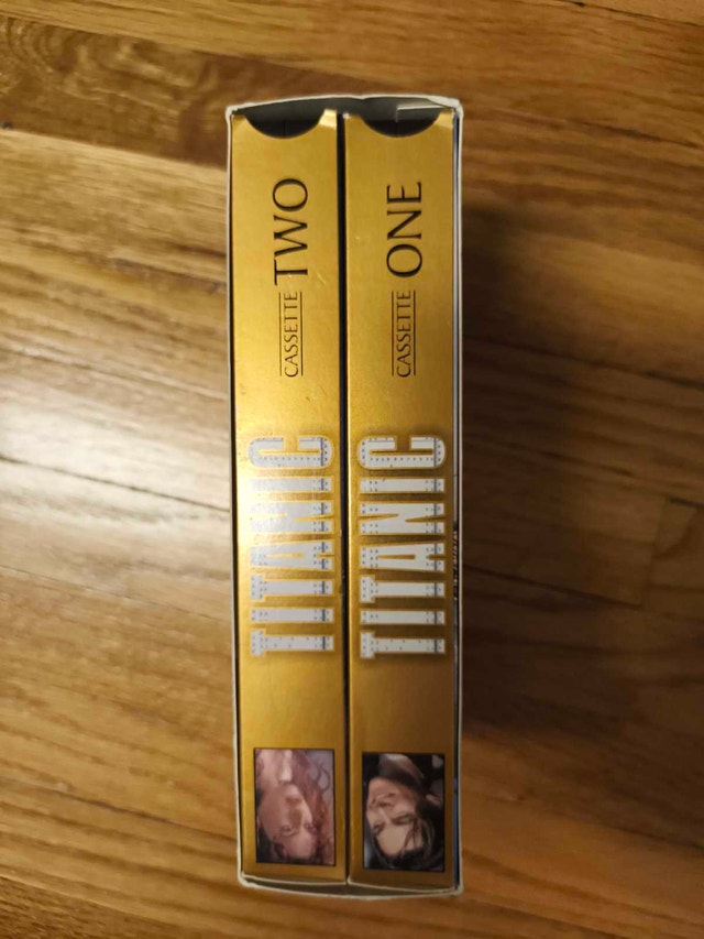 Titanic VHS - photo 2