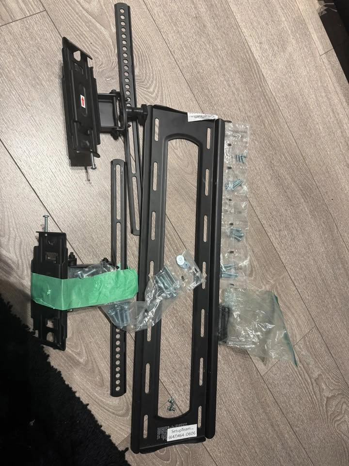 Sanus BLT3-B1 Advanced Tilt 4D TV Wall Mount 42-90" - photo 3