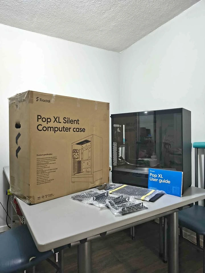 Fractal Design Pop XL Silent Full Tower PC Case - Black