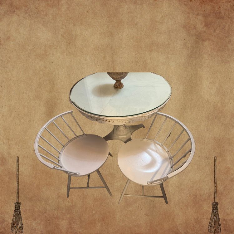 Vintage Solid Wood Table With Appliqués Set