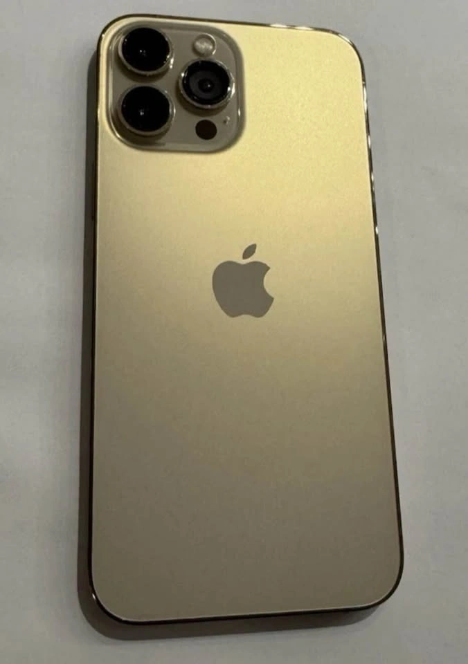 iPhone 13 Pro Max 128GB – barely used, great shape