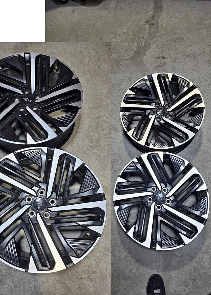 20" 2026 Chevy Equinox OEM Alloy Rims w/ TPMS (Set of 4)