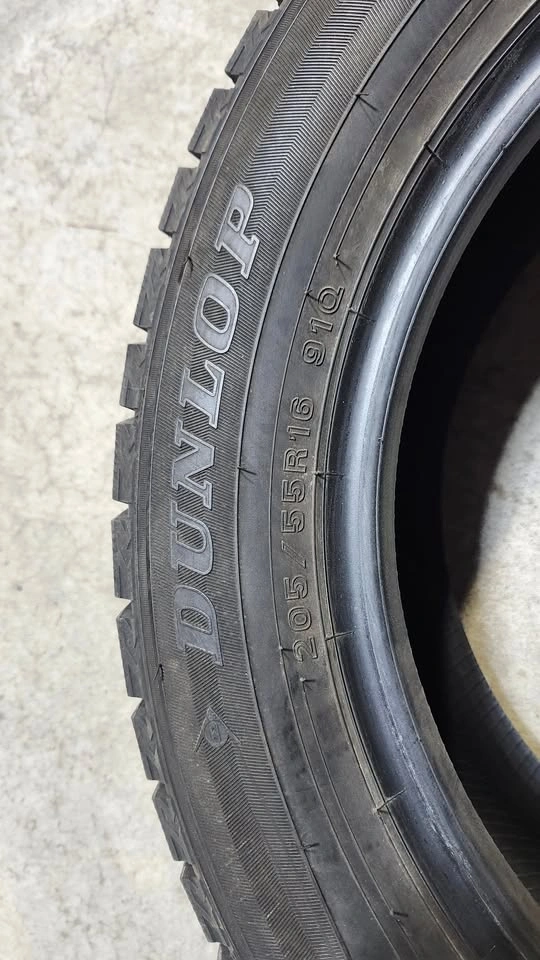 205/55/16 Dunlop Winter Tires - 90% Tread - photo 2