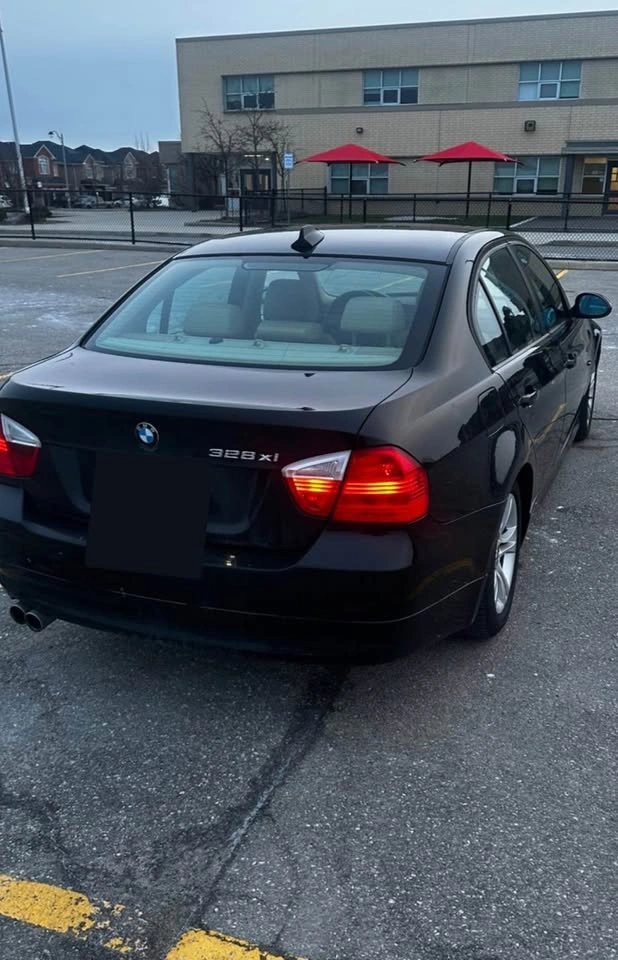 2008 BMW 328i xDrive - photo 2