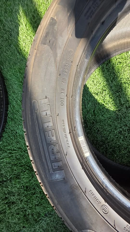 Pirelli All Season Tires 255/55/18 & 235/60/18 - 90% Tread - photo 3