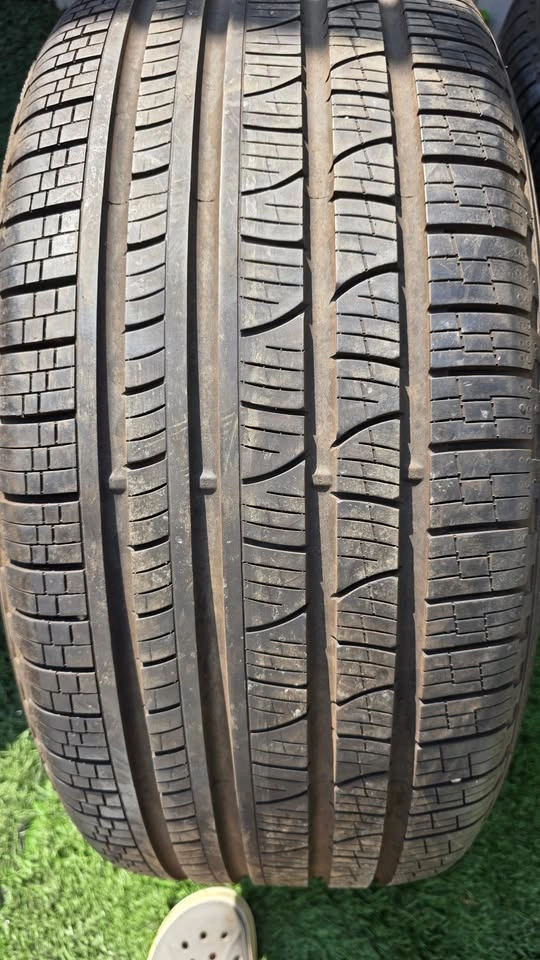 Pirelli All Season Tires 255/55/18 & 235/60/18 - 90% Tread - photo 5