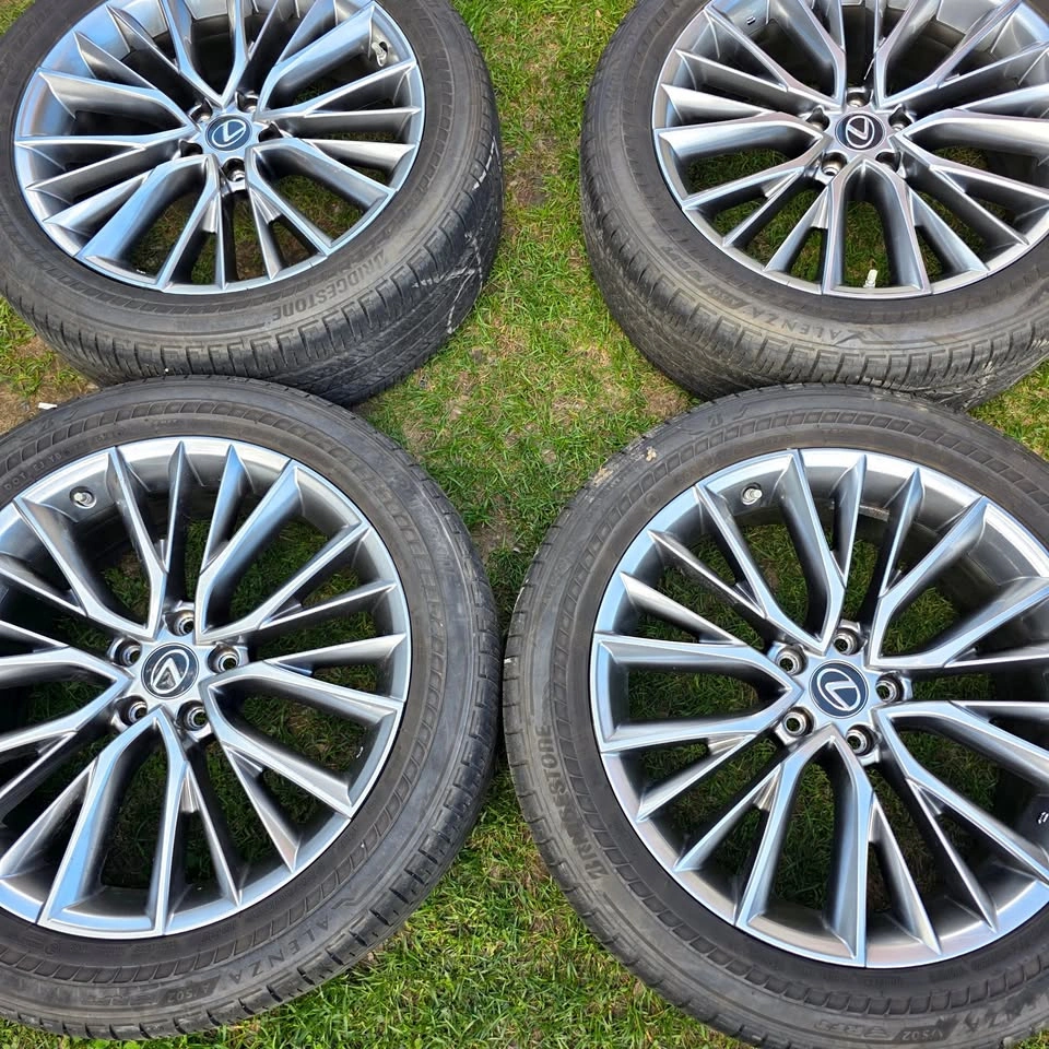 235/50/20 Bridgestone Runflat Tires w/ Lexus Rims & TPMS