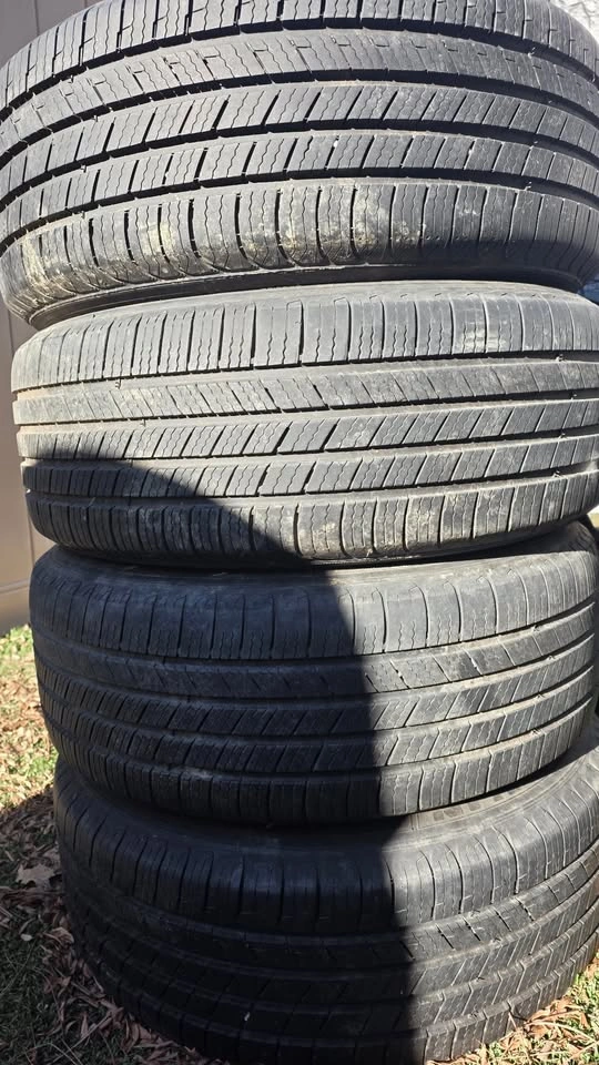 215/55/18 Michelin All Season Tires - Tires Only