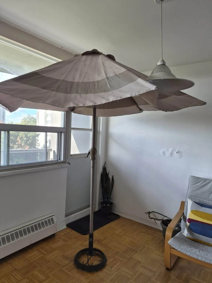 Outdoor Sun Shade Patio Umbrella - photo 3