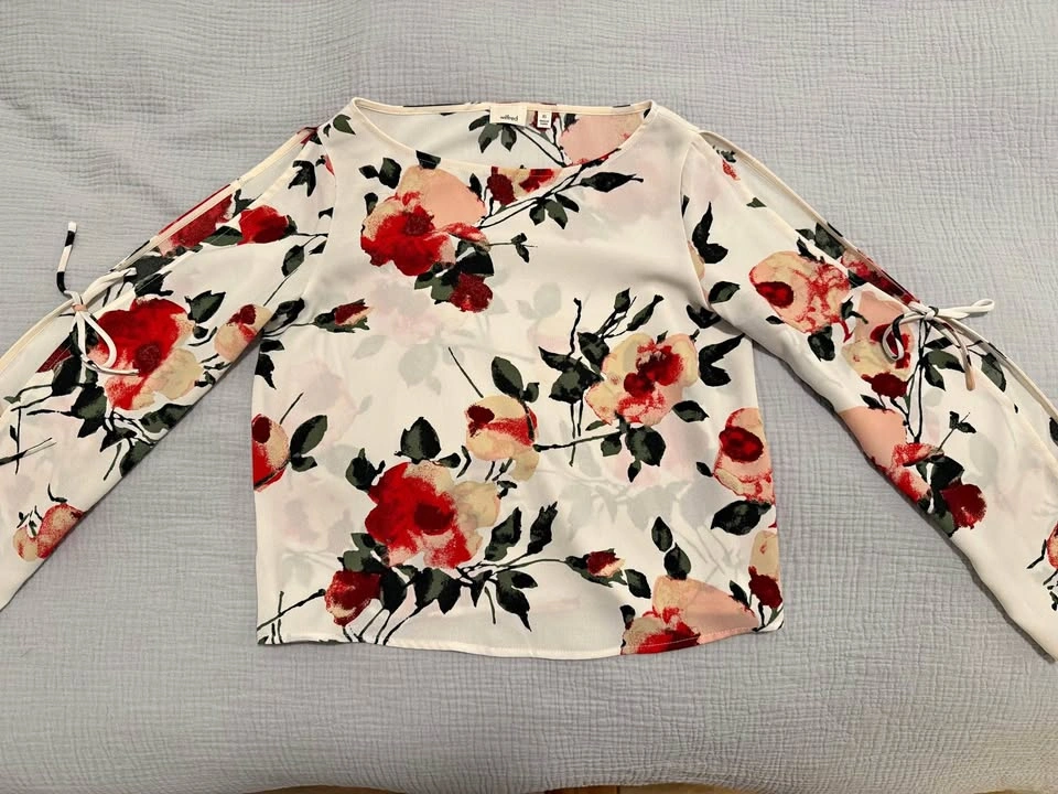 Aritzia Wilfred Floral Blouse