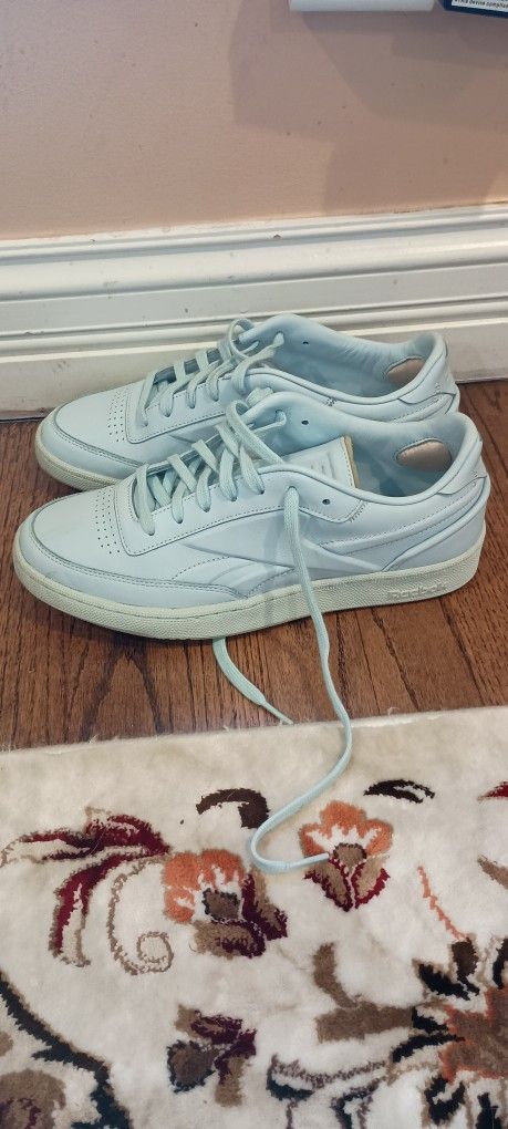 Reebok Classic x Victoria Beckham Club C Low Sneakers Size 10