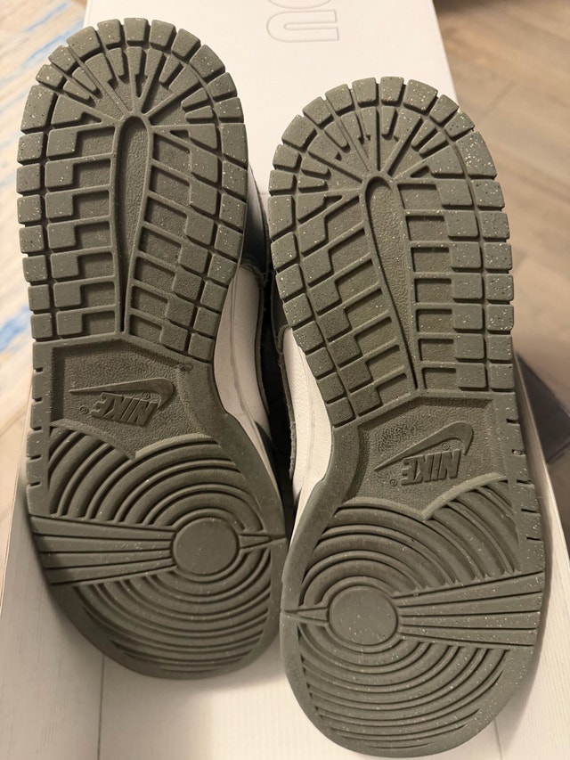 Nike dunk low sz10 - photo 2