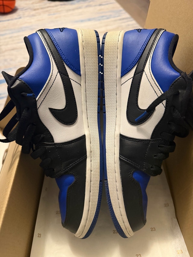 Jordan 1 Low Royal Toe Sz 10 - photo 3