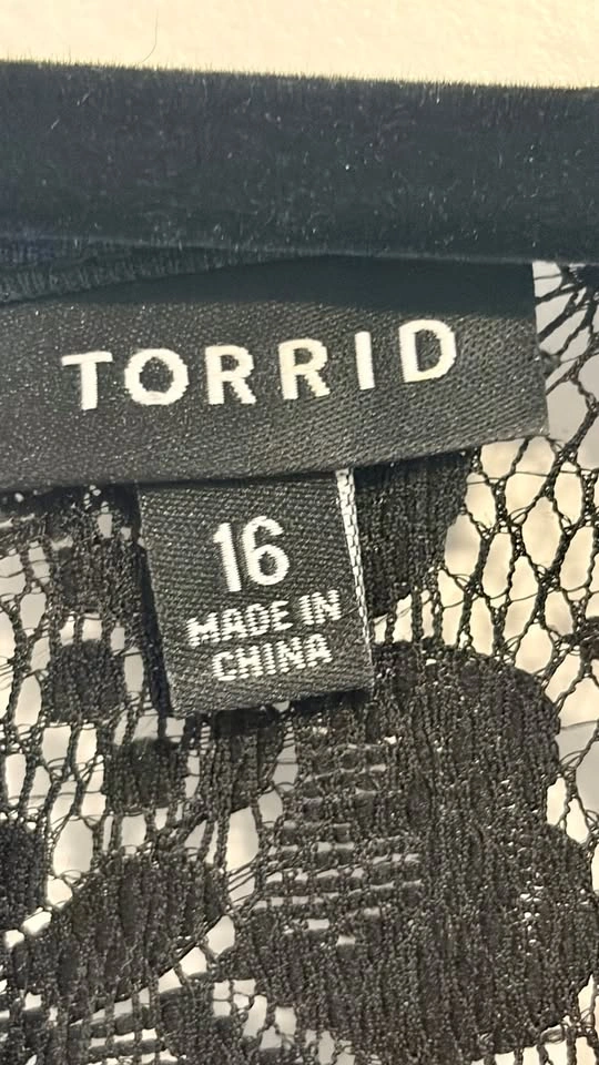 Torrid Black Lace Cocktail Dress Size 16 Worn Once Plus Size - photo 5