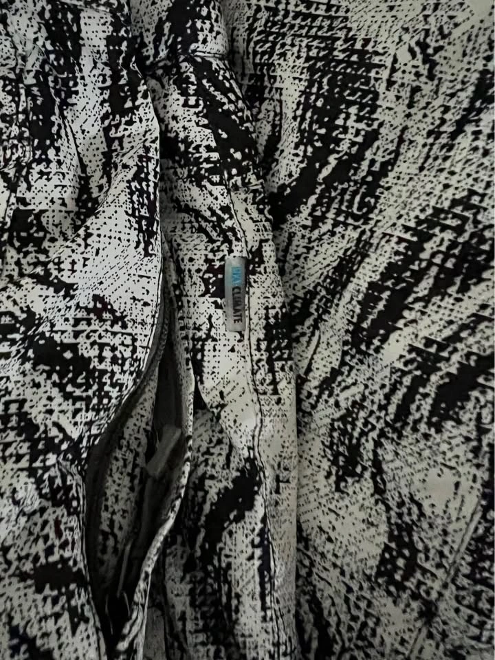 Girls snow pants youth size medium - photo 3