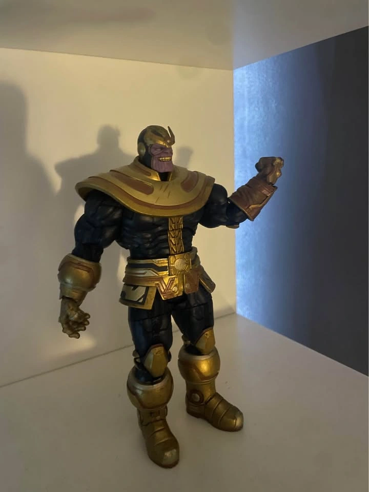 Thanos figure (no box) - photo 2