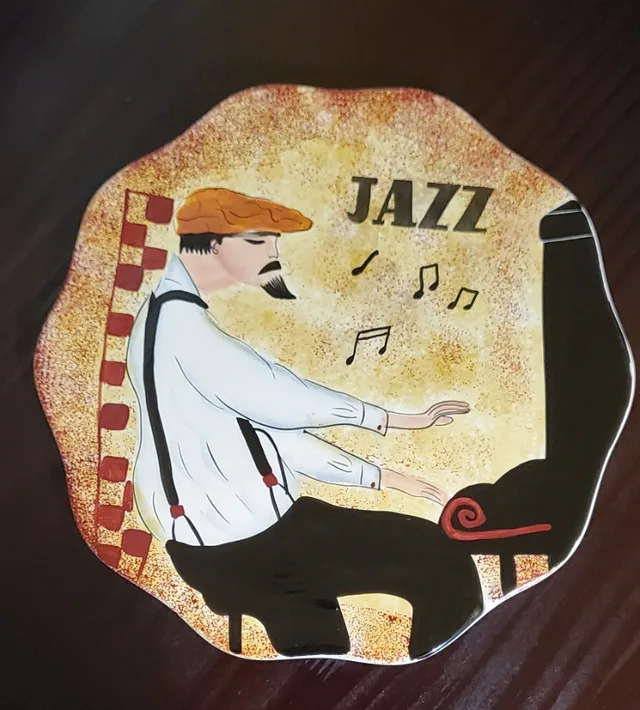 "All That Jazz" Vintage Dessert Collection for 8 - $200 image indicator(5)