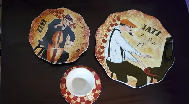 "All That Jazz" Vintage Dessert Collection for 8 - $200 image indicator(6)