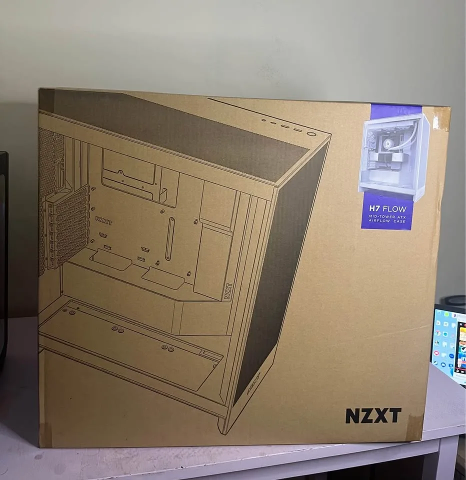 NZXT H7 Flow Mid-Tower ATX AirFlow Case (White) image indicator(5)