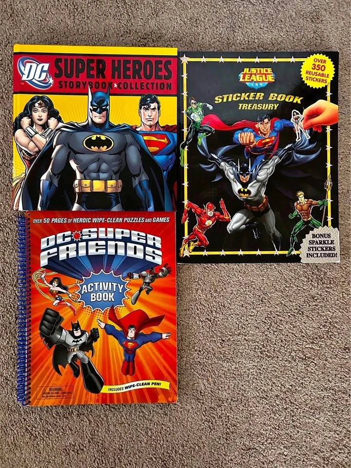 DC ACTIVITY BOOK & READING BOOK