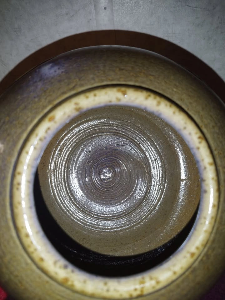 Decorative Ceramic Vase – Studio Pottery – Signed Piece - photo 2