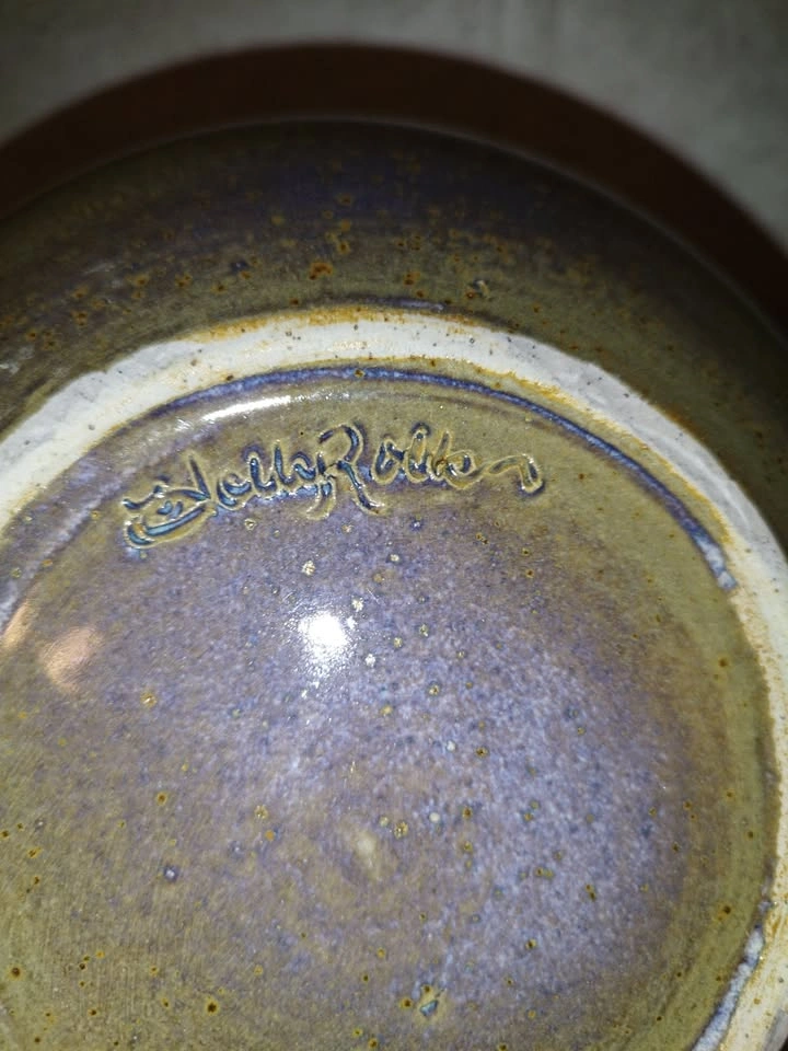 Decorative Ceramic Vase – Studio Pottery – Signed Piece - photo 3