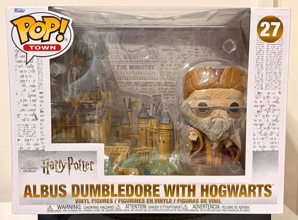 Albus Dumbledore with Hogwarts Harry Potter Vinyl Funko Pop TOWN