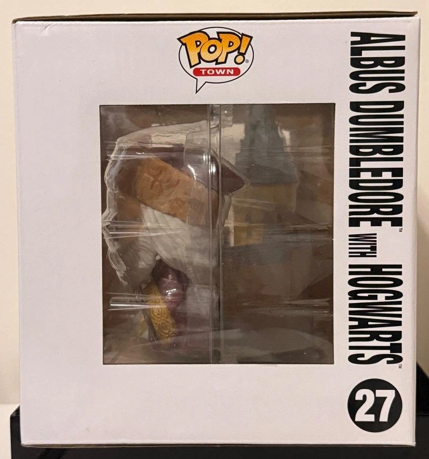 Albus Dumbledore with Hogwarts Harry Potter Vinyl Funko Pop TOWN - photo 2