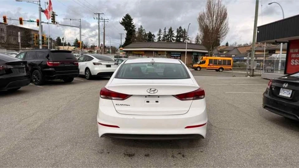2017 Hyundai Elantra GLS - Apple CarPlay - photo 3