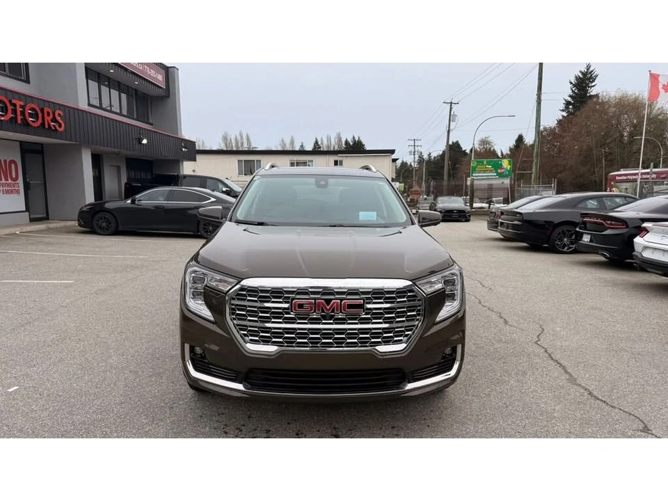 2023 GMC Terrain AWD Denali - photo 2
