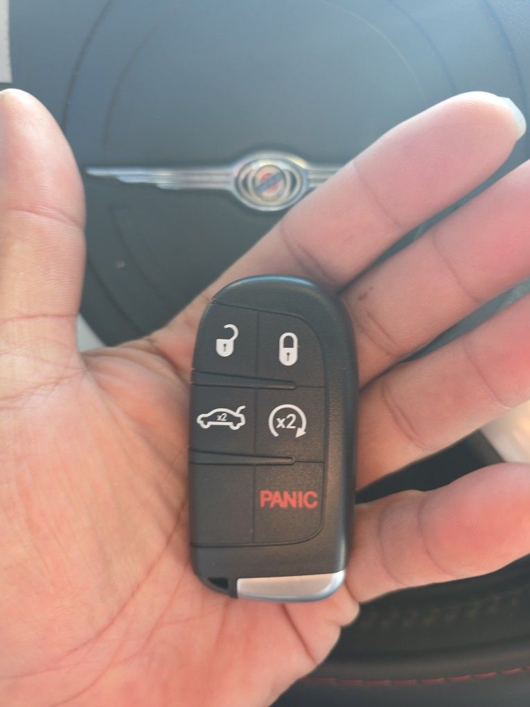 Key Fob Remote for Jeep, Chrysler & Dodge w/ Push-Start - photo 2