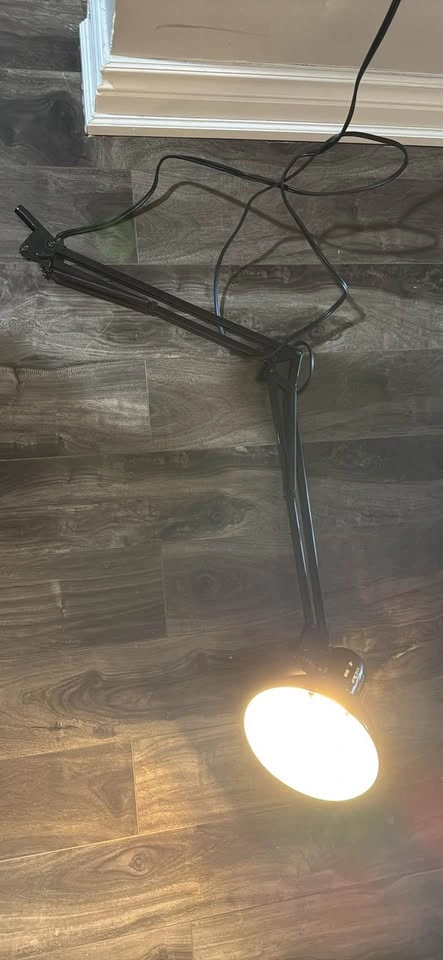 Lamp with two bulbs - photo 2