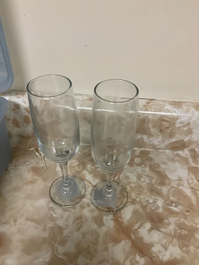 Champagne flutes set of 18 thumbnail