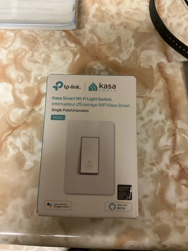 Brand new - Kasa smart Wi-Fi light switch tplink HS200 thumbnail