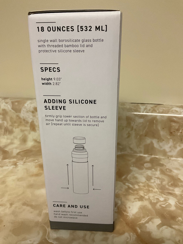 h2go Bali glass water bottle- silicone sleeve brand new - photo 2