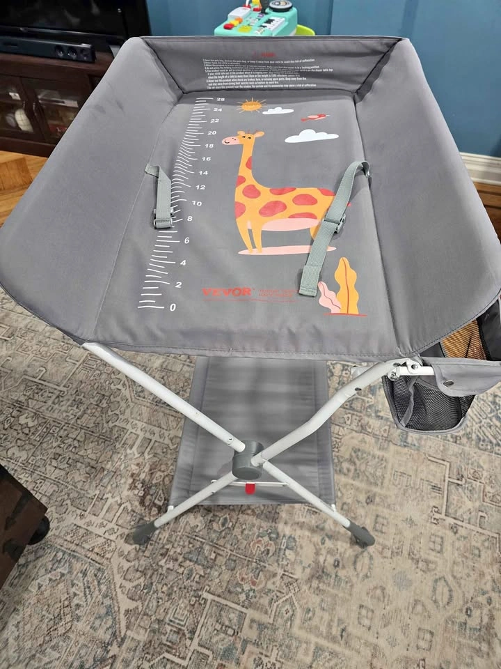 VEVOR Baby Changing Table w/ Giraffe Design and Storage 🥕