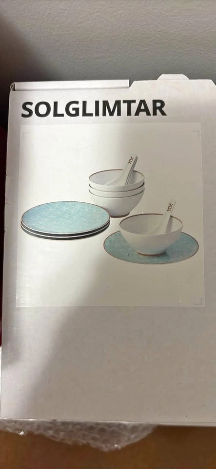 Brand New 4 Person Chinese Dinnerware Sets