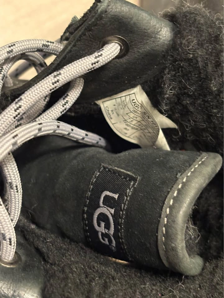 Ugg Men's Boots US 8.5 - photo 5