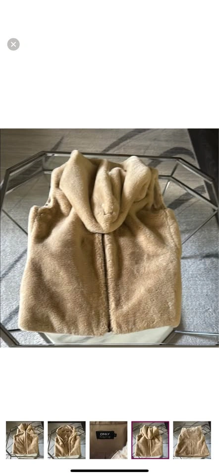 Beige Faux Fur Vest - photo 3