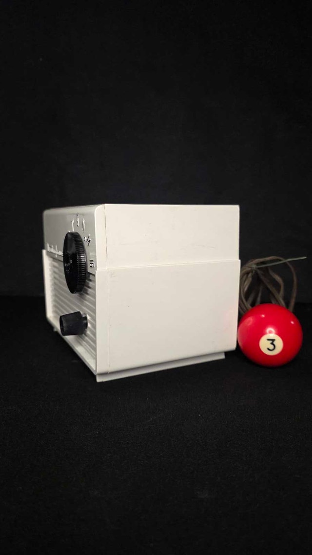 1955 Antique Westinghouse Tube Radio model 648T4 - photo 5