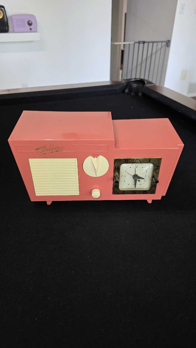 WANTED: Shelbern or Coronado Radios
