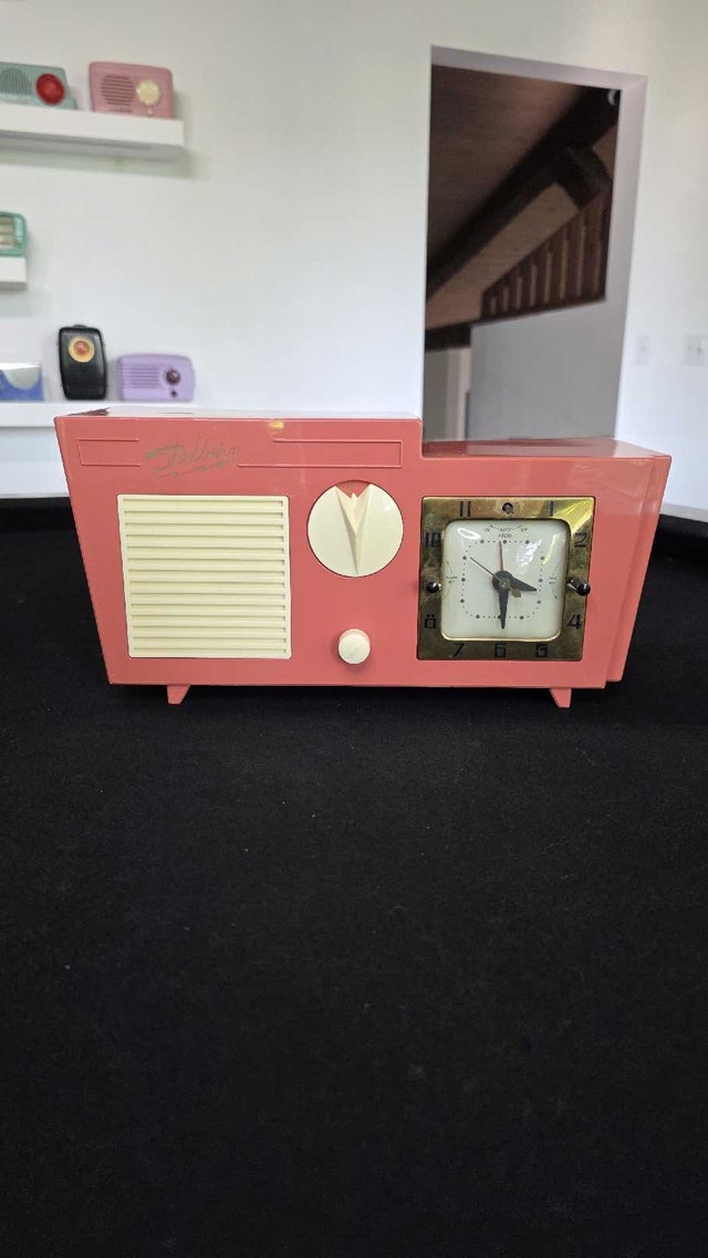 WANTED: Shelbern or Coronado Radios - photo 2